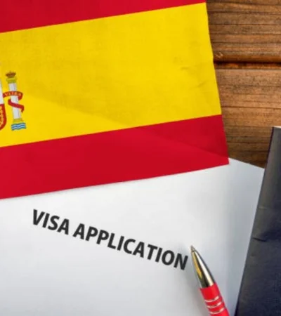 Varios son los motivos por los que los argentinos eligen abrirse camino en España