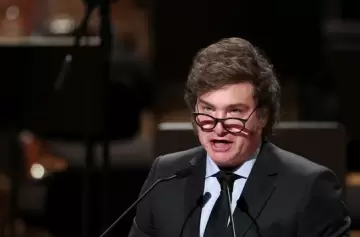 Enérgico repudio del Presidente al aumento de las dietas de los legisladores nacionales