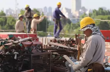 Reforma laboral y fiscal: el impacto en las cuentas públicas ascendería al 0,83% del PBI, según Invecq