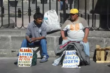 Blanqueo laboral a costo cero: la propuesta del Gobierno para formalizar el empleo y aliviar a las PyMEs