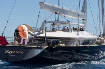 Una tromba marina hundió un superyate de un magnate británico