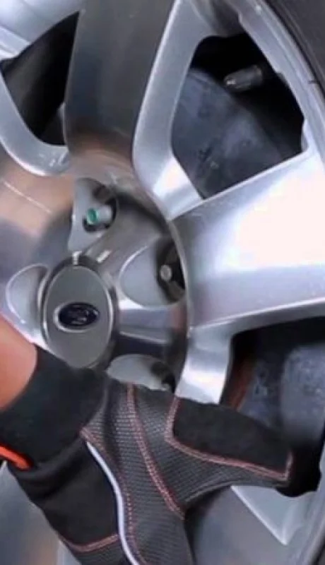 ¿Dónde van tus llantas nuevas? El secreto que te hará un conductor más seguro