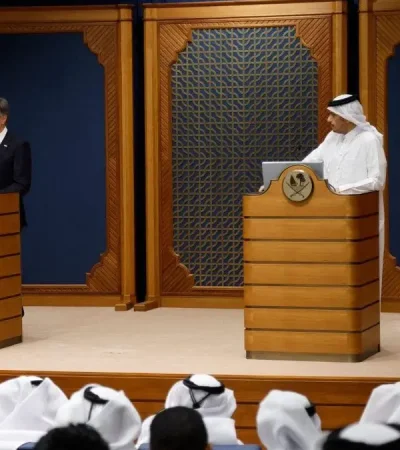 Blinken recaló en Qatar buscando reforzar la iniciativa de tregua