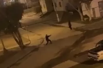 Un barrio bajo el terror de las balas por un feroz tiroteo