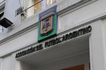 ¡Sale otra modificación de la AFA en el libro de pases!