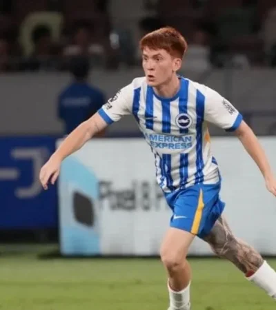 El Colo no tuvo muchas oportunidades en Inglaterra