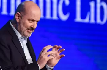 ¿Cuál es el argumento de Sturzenegger para liberar las cuotas de los colegios privados?