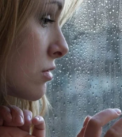 Nubes grises, ánimos bajos: la conexión oculta entre el tiempo y las emociones