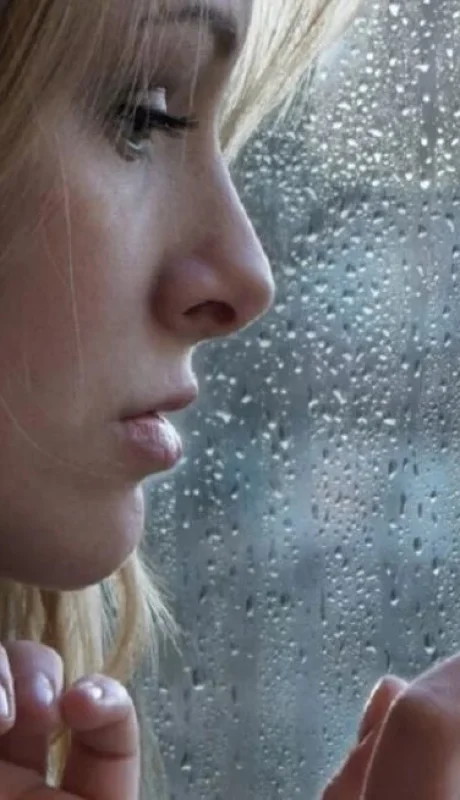 Nubes grises, ánimos bajos: la conexión oculta entre el tiempo y las emociones