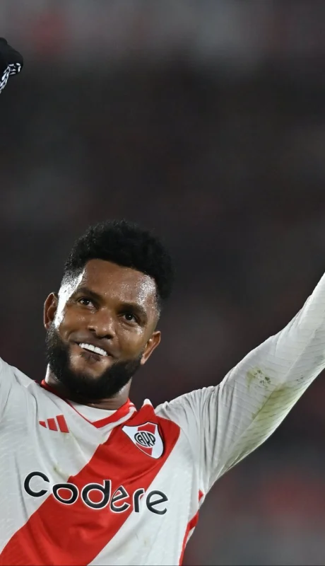 Borja siempre dice presente en el score.