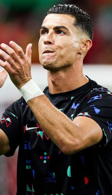 El canal se llama 'UR · Cristiano' y ha publicado un total de 12 videos.