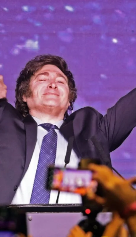 Milei enfrenta la pérdida de legisladores de su partido