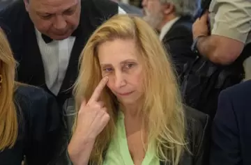 ¿Se puede prohibir una noticia antes de publicarse? Debate por el caso Karina Milei