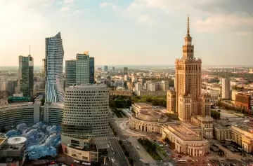 Trabajo y casa en Polonia: paso a paso para solicitar los permisos