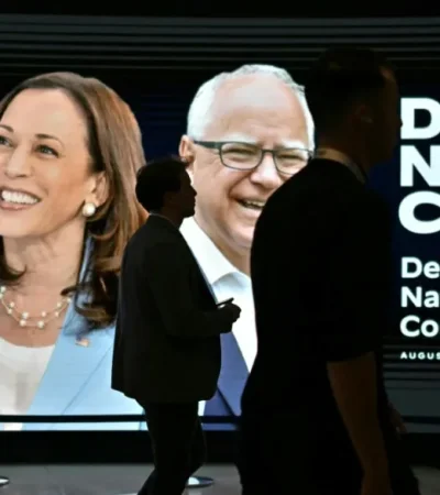 Kamala Harris le pone punto final a la Convención con su aceptación de nominación.