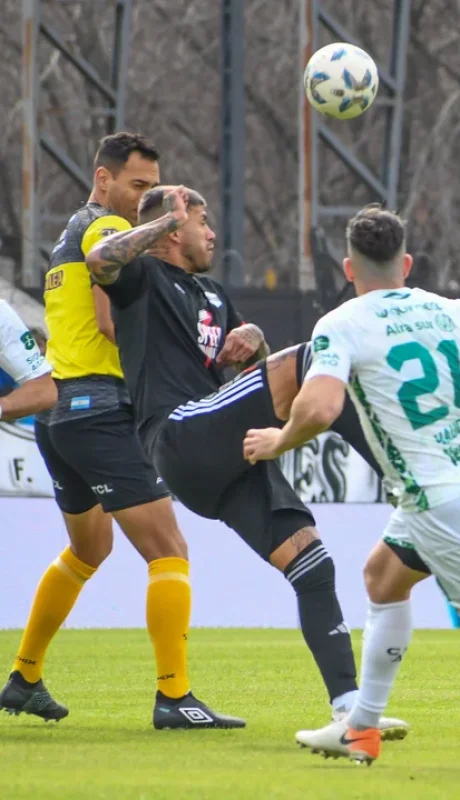 Deportivo Riestra vs Sarmiento de Junín.