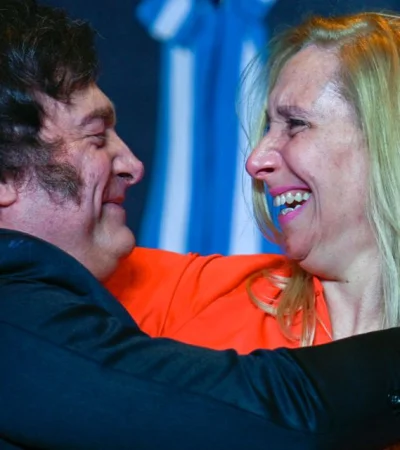 Javier y Karina Milei.