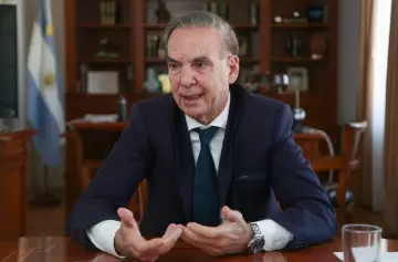 Pichetto durísimo contra la expropiación de campos en La Rioja