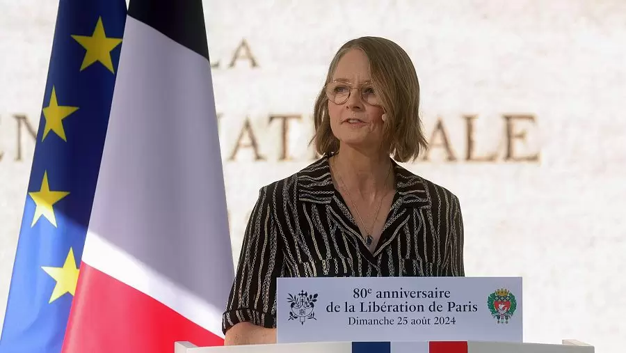 La actriz Jodie Foster en los actos por los 80 años de la liberación de París.
