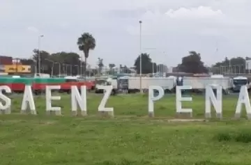 Violento ataque a una docente en Chaco: intentaron apuñalarla