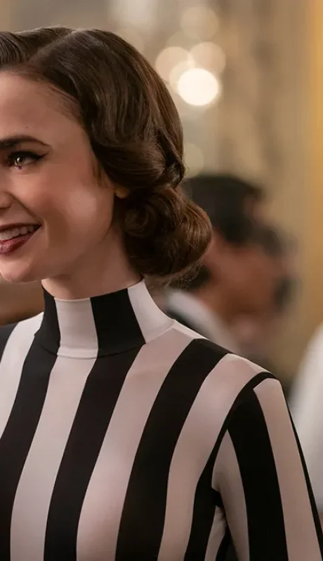 'Emily en París' se va de vacaciones a Roma en el tráiler del final de la temporada 4