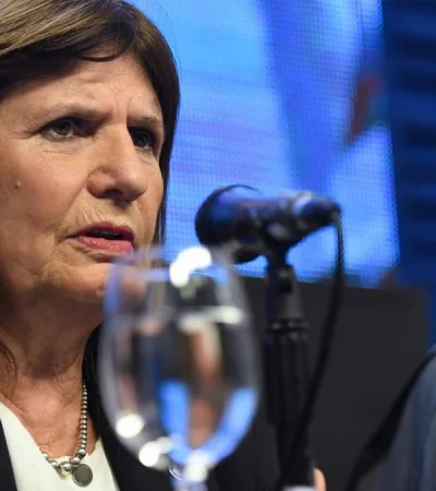Patricia Bullrich: "Una persona que tiene una condena pierde sus privilegios"