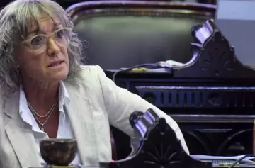 Parálisis institucional y vetos en serie: Frade cargó contra Milei y sus nuevos aliados