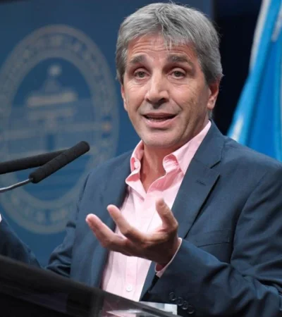 Ministro de Economía Luis Caputo. (Foto: archivo web / NA)