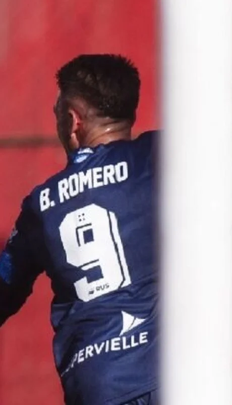 Vélez aplastó a Barracas.