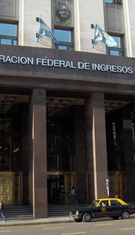 La AFIP ajusta los controles