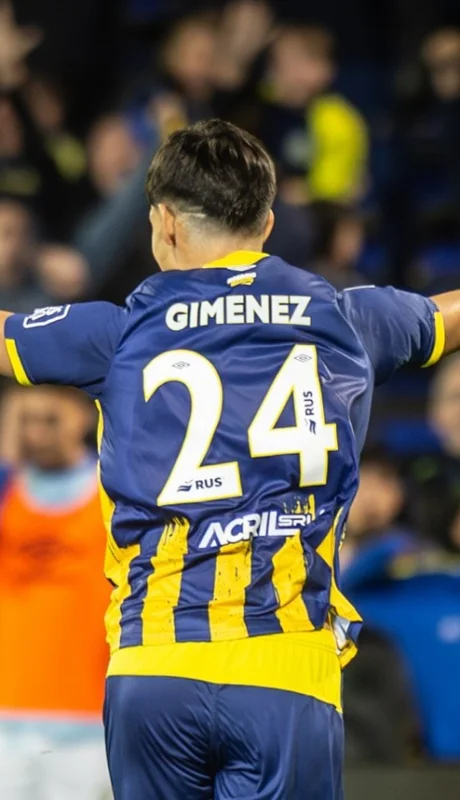 El pibe Giménez marcó el gol del Canalla.