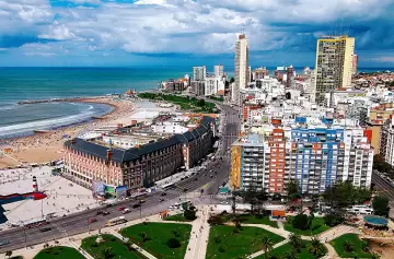 Ante el anunciado éxodo a Brasil, Mar del Plata apuesta a precios accesibles