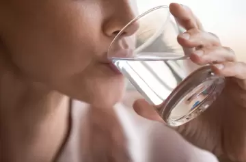 Semana Mundial del Agua: ¿cómo afecta la deshidratación al cerebro y al cuerpo?