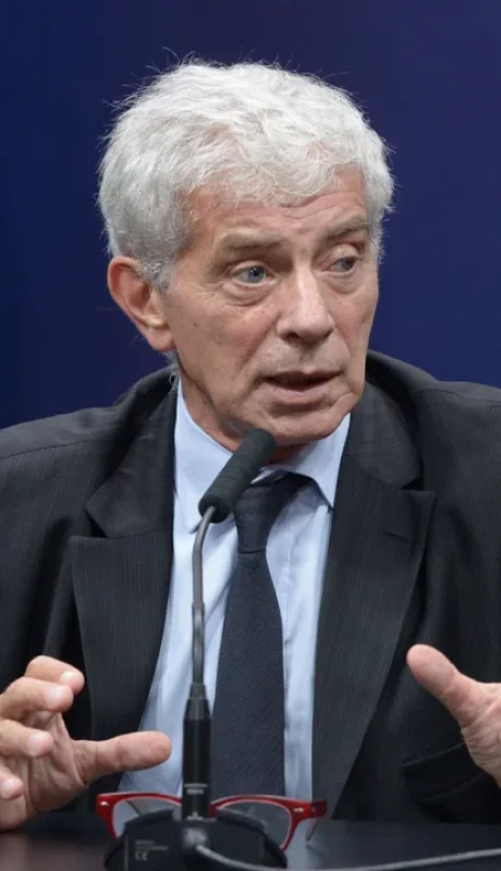 Mariano Cúneo Libarona y sus polémicas posturas en Diputados