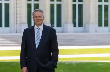 El secretario de la OCDE arriba a Argentina y será el orador en un evento del CARI