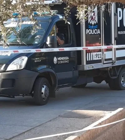 Tragedia en Las Heras: un hombre murió tras precipitarse desde un poste de luz