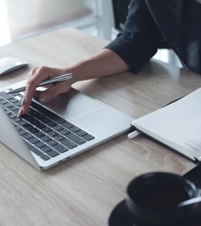 El modo de aplicar es virtual: cualquier interesado puede hacerlo ingresando a la plataforma LinkedIn