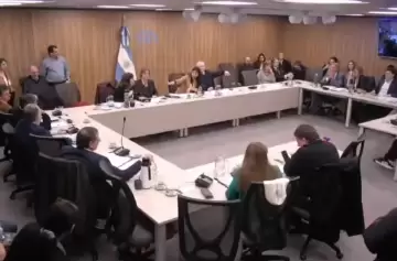 Diputadas sin vergüenza: "No seas atrevida, rubia teñida" y otras frases igual de finas