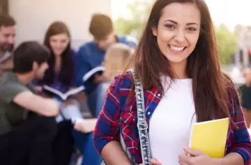 La IA te cuenta cuáles son las carreras más fáciles para estudiar en la Argentina