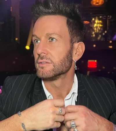 Axel sorprende nuevamente con el lanzamiento de su single y videoclip "El motivo.