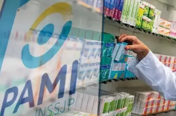 El PAMI recortó la entrega de medicamentos con cobertura del 100% para jubilados