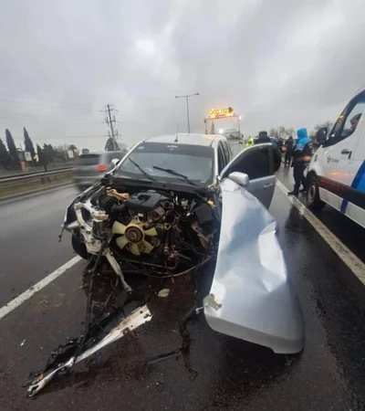 Un coche transportaba una tonelada de hojas de coca