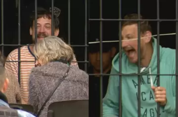 Confirman que el exdiputado Kiczka utilizaba su canal de YouTube para captar menores