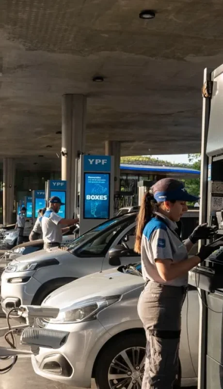 Las estaciones de servicio deberán informar en los surtidores si cobran tasas municipales