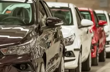 La baja del impuesto PAIS revoluciona el sector automotriz