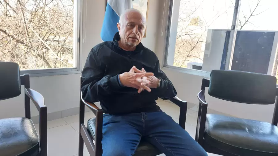 El programa tenía una lista de 3.000 medicamentos cuyo valor estaba cubierto al 100%. De ellos, 1.000 han sido sacados del sistema" (Ricardo Aizcorbe)