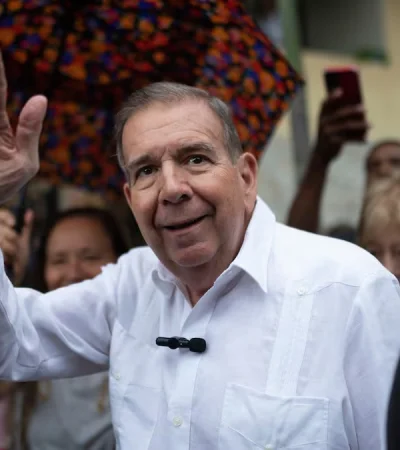 Un tribunal de Venezuela emitió este lunes una orden de arresto contra González Urrutia.