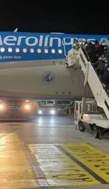 ¡Volá de noche y ahorrá un 50%! Aerolíneas Argentinas reaviva el turismo interno