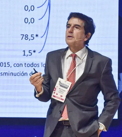 El economista Carlos Melconian, muy crítico de la gestión que lleva Luis Caputo, el ministro de economía./