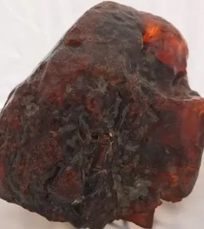 Piedra de ámbar en Rumania